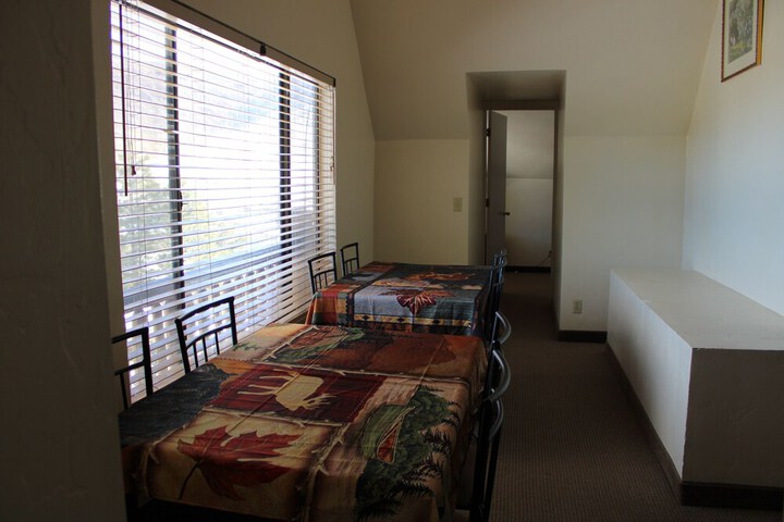 Room 55 of 104