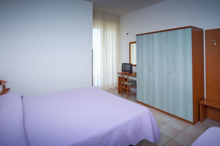 Room 7 of 26