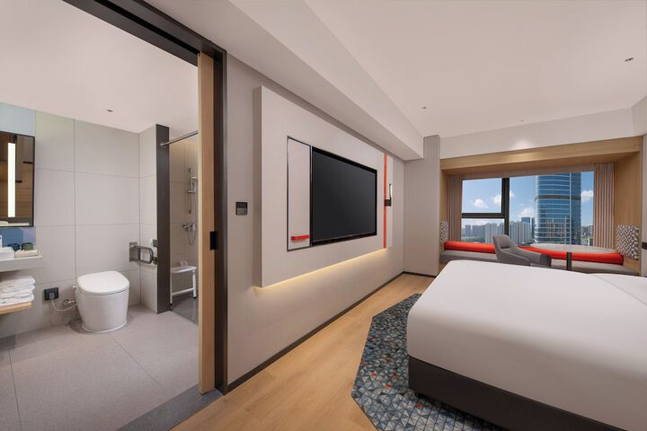 Room 26 of 59