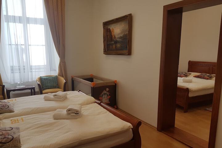Room 19 of 35