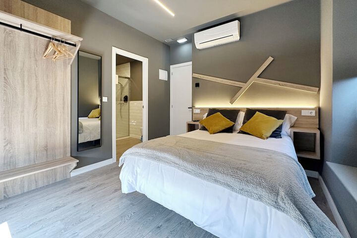 Room 14 of 84