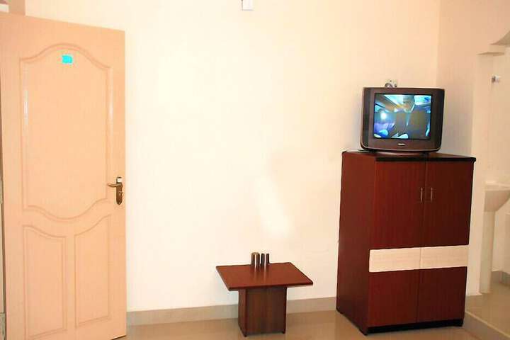 Room 6 of 7