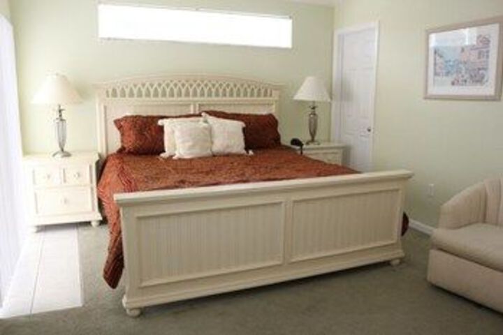 Room 4 of 22