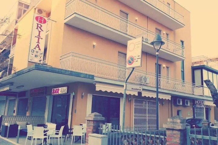 HOTEL RITA