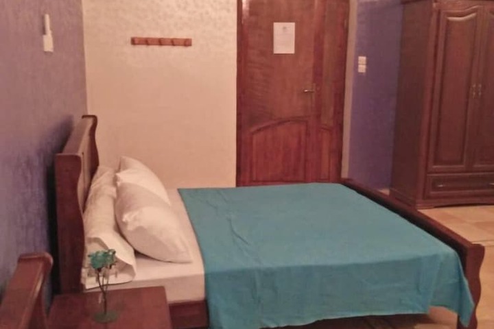 Room 19 of 62