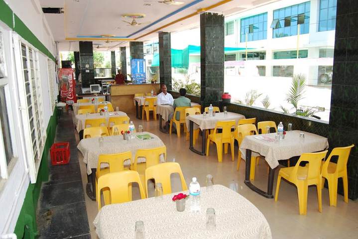 Dining Photos