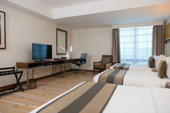 Room 42 of 128