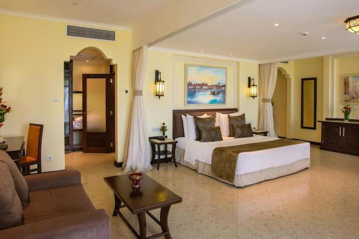 Room 2 of 24