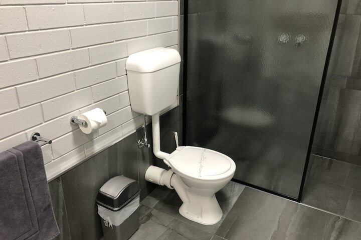 Room 15 of 43