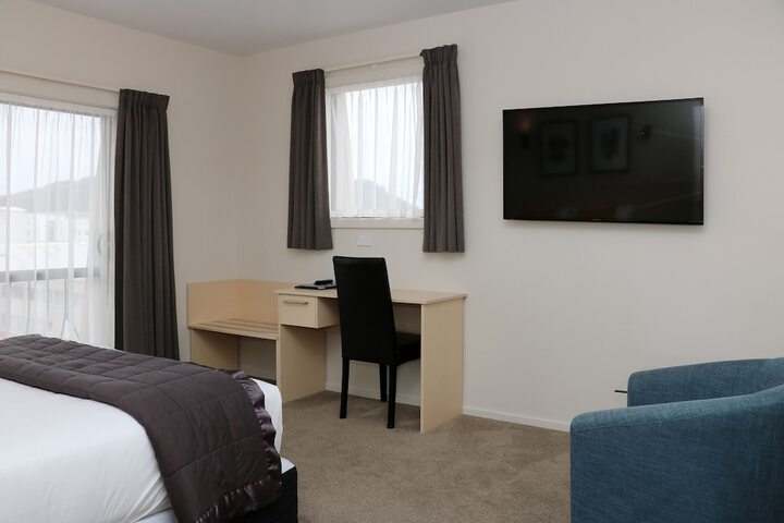 Room 8 of 81