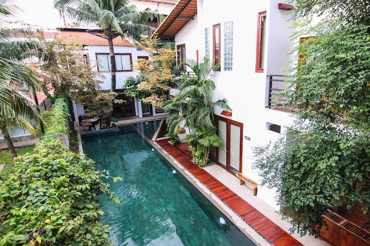 Pool 63 of 83
