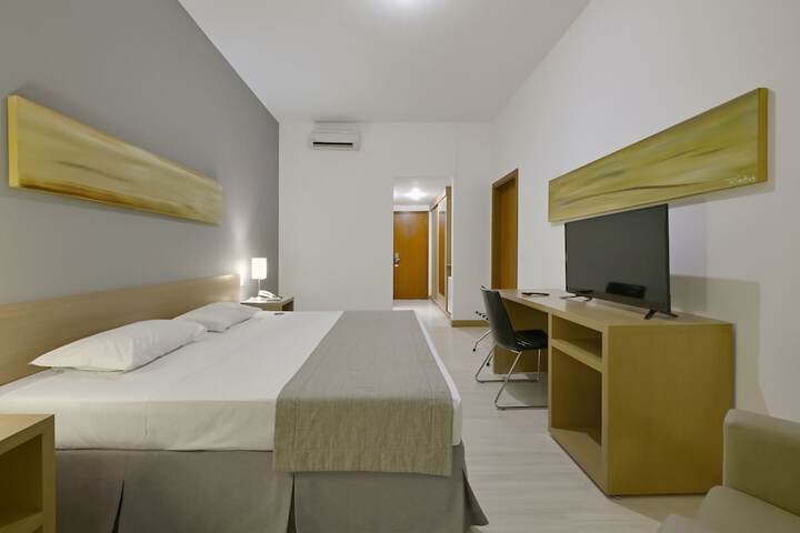 Room 6 of 59