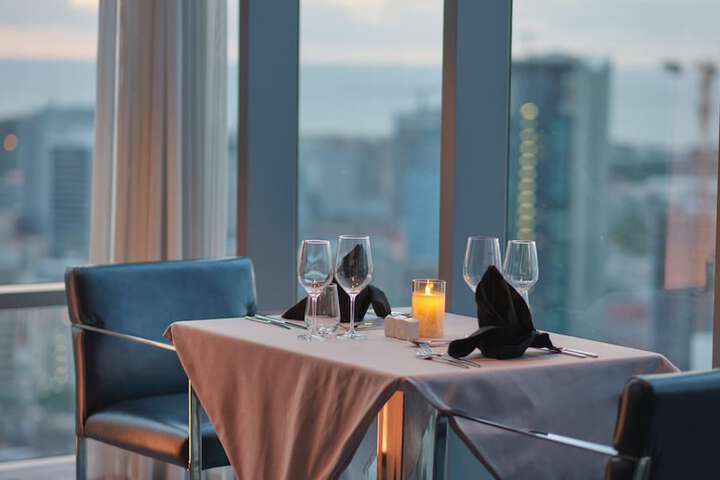 Dining 87 of 143