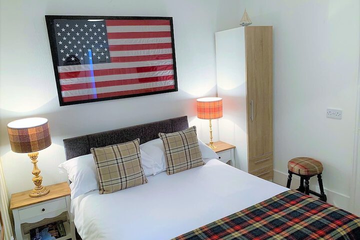 Room 16 of 82