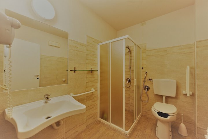 Clean Restrooms