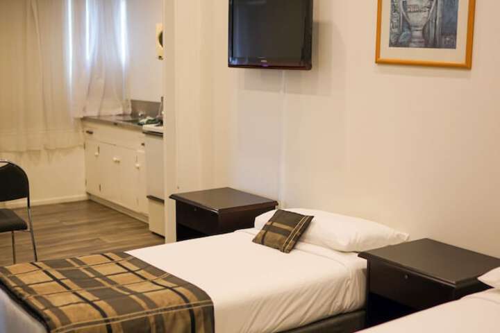 Room 8 of 62