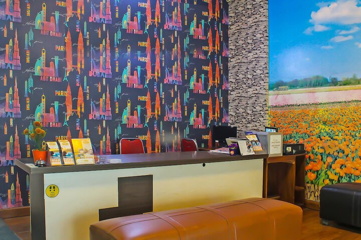 Hotel Interior 5 of 28