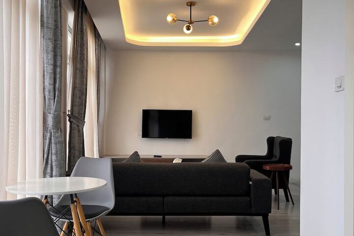 Room 28 of 47