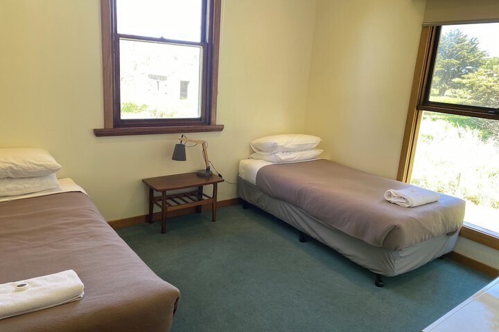 Room 9 of 36