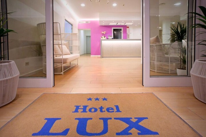 Hotel Interior 6 of 56
