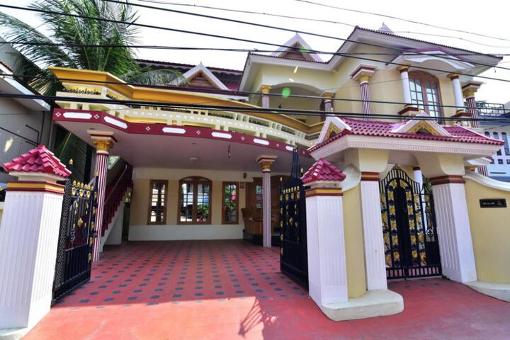 Exterior of Malar Homes