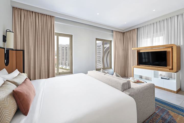 Room 48 of 111