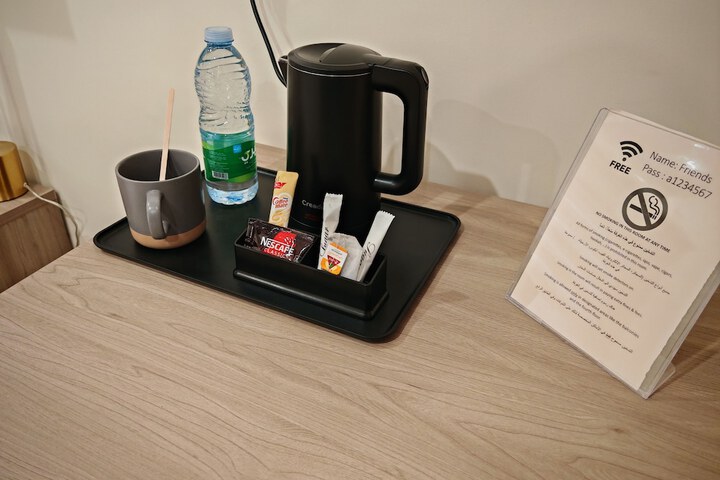 Breakfast/Coffee Service 71 of 118