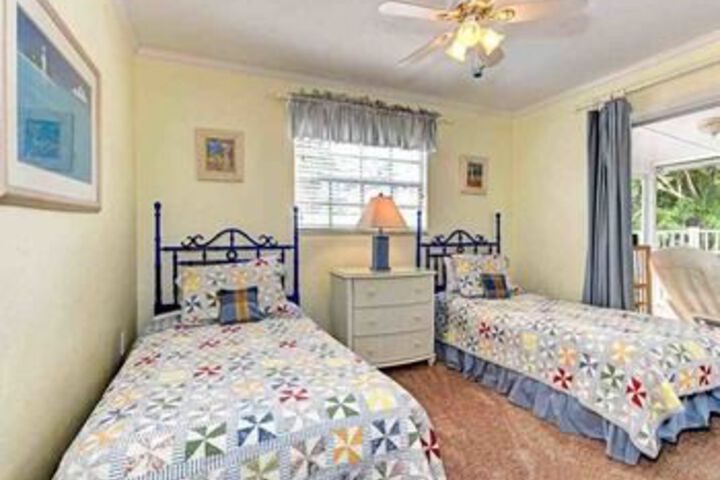 Room 8 of 49