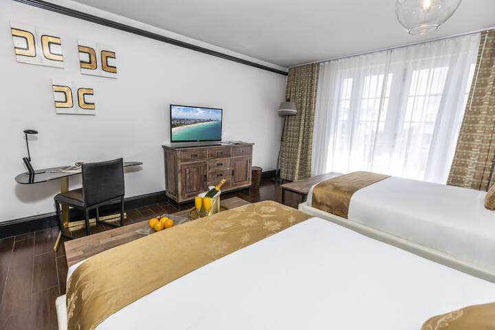 Classic Double Queen Room (3 of 8)