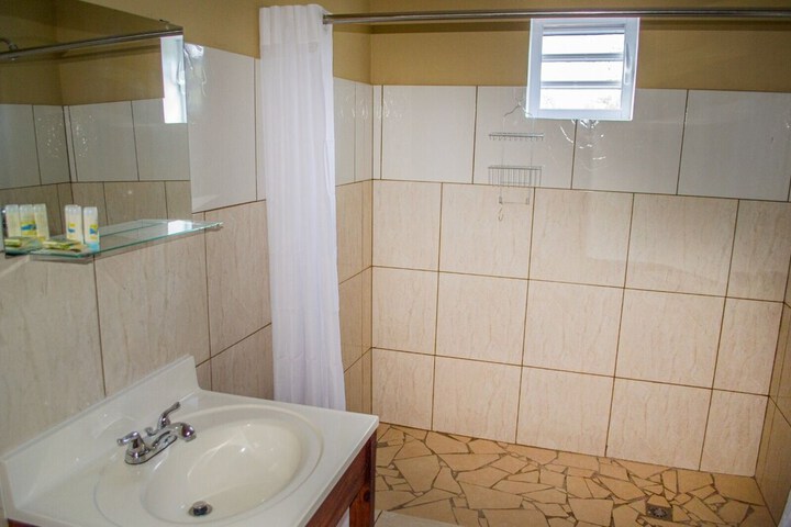 Room 14 of 22