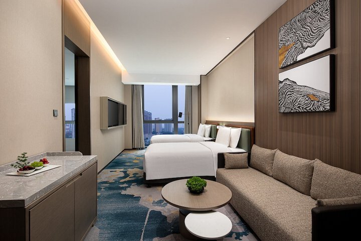 Room 5 of 26