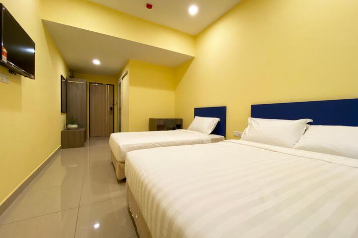 Room 2 of 21