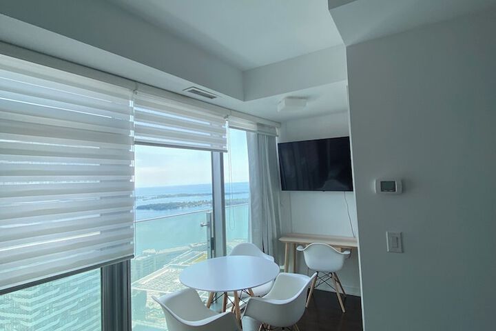 Room 50 of 90