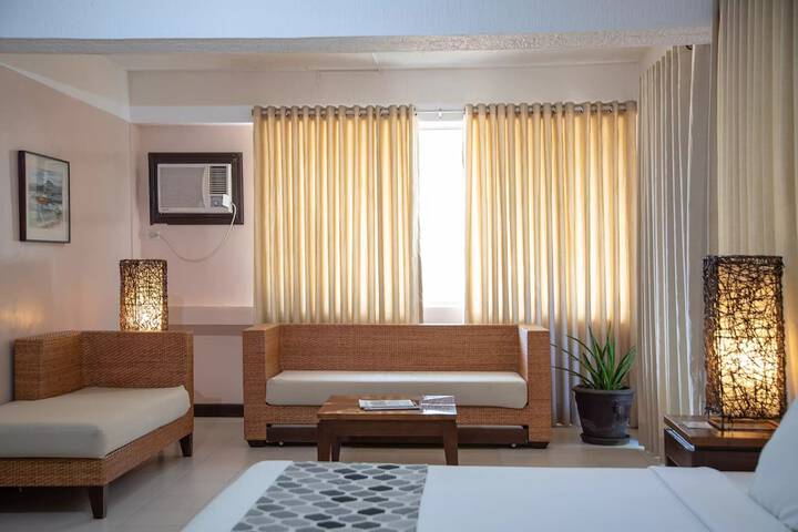Room 18 of 49