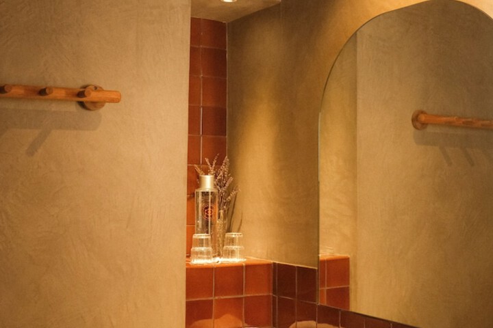 Steam room