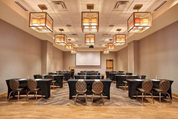 Meeting facility