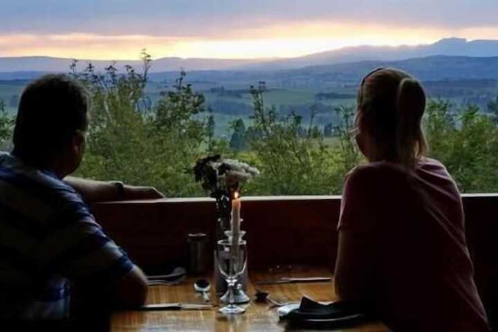 Dining 58 of 61