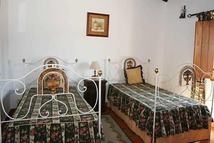 Room 9 of 62