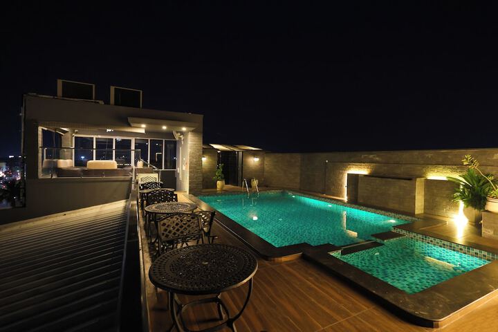 Pool 46 of 50