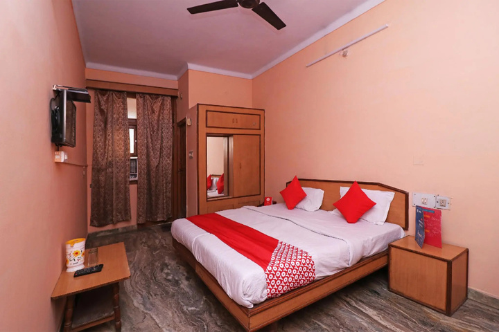 Hotel O Amar Palace