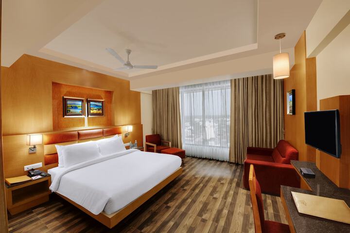 Room 6 of 27