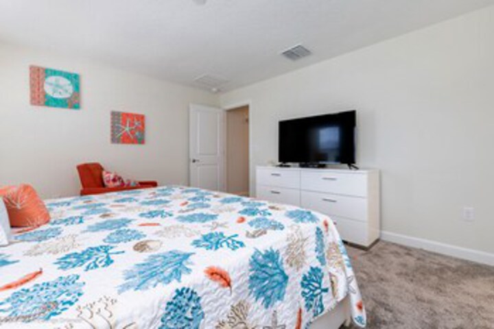 Room 37 of 40