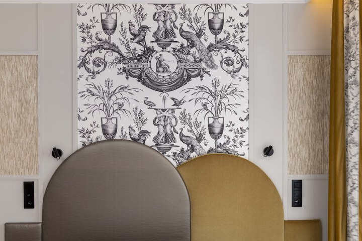Room 4 of 45