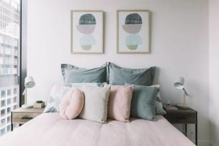 Room 8 of 23