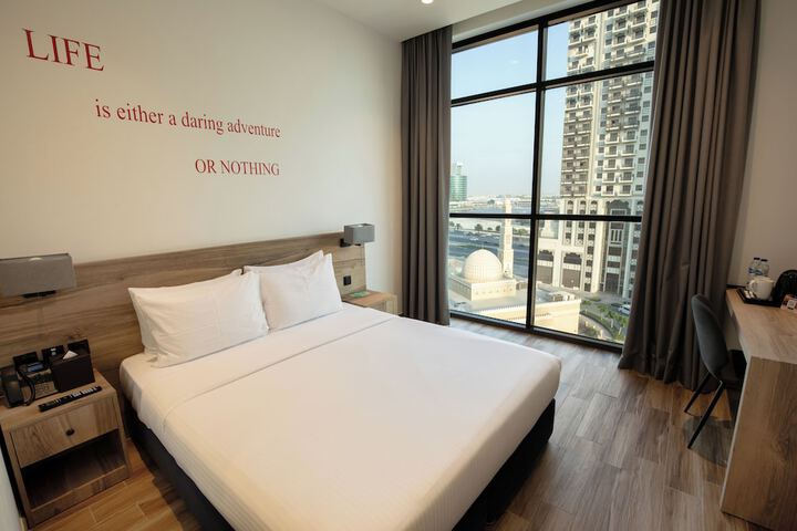 Room 20 of 69