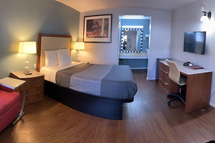 Room 7 of 29