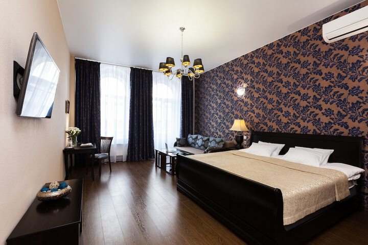 Room 12 of 91