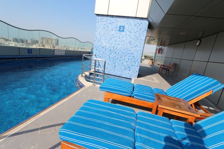 Pool 51 of 110
