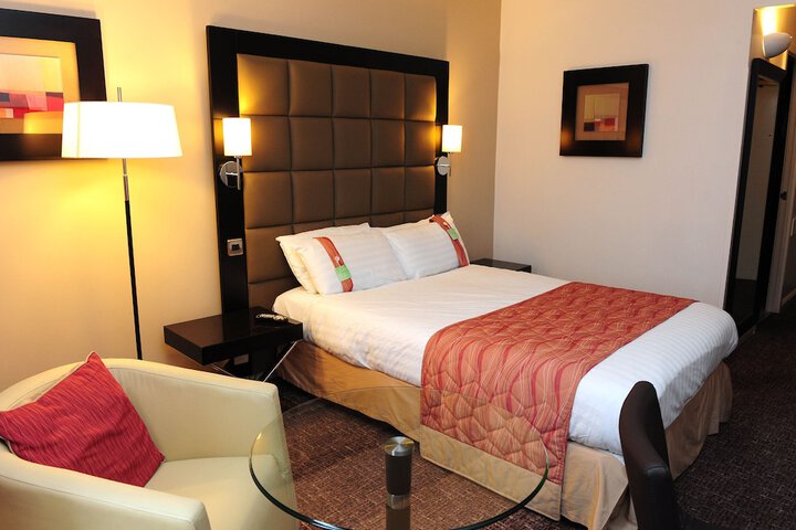 Room 6 of 88