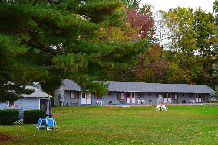 Property Grounds 51 of 61